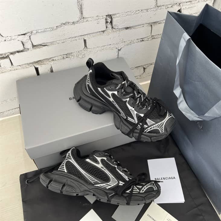 Ba*len*cia*ga men's 3xl trainers - bb215