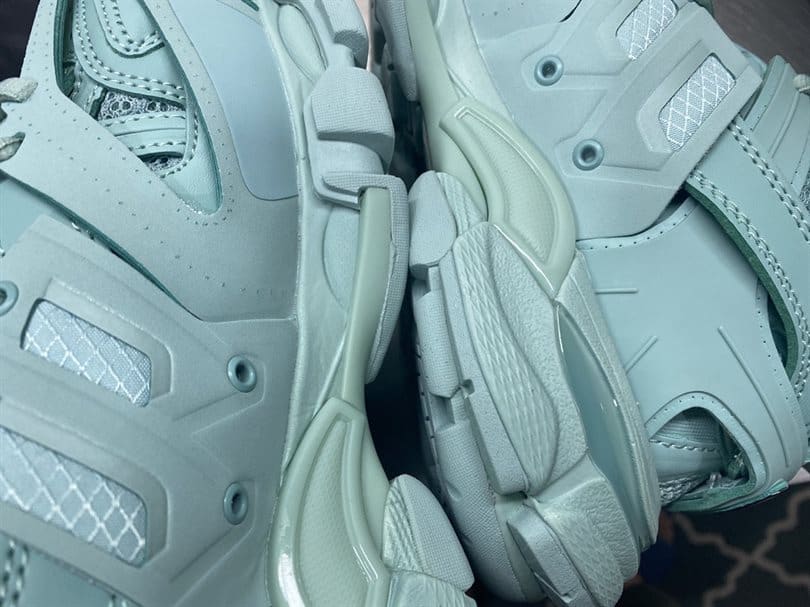 Ba*len*cia*ga men's track trainers - bb222