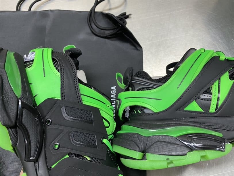 Ba*len*cia*ga men's track trainers - bb224