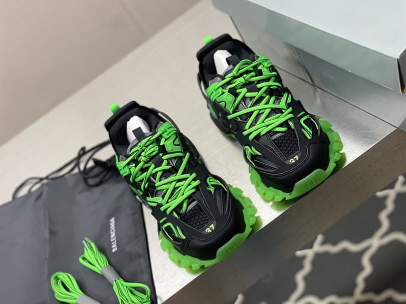 Ba*len*cia*ga men's track trainers - bb224