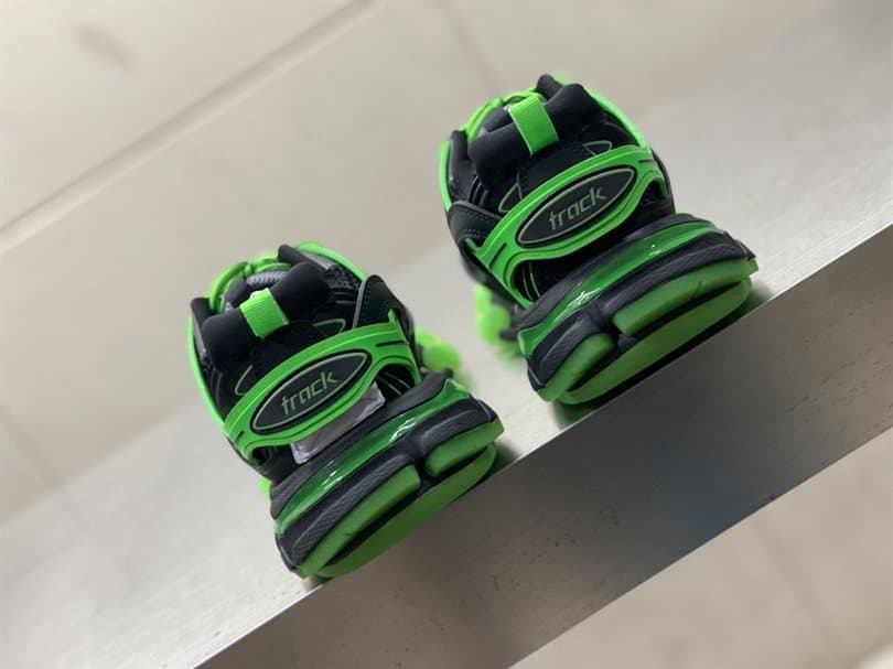 Ba*len*cia*ga men's track trainers - bb224