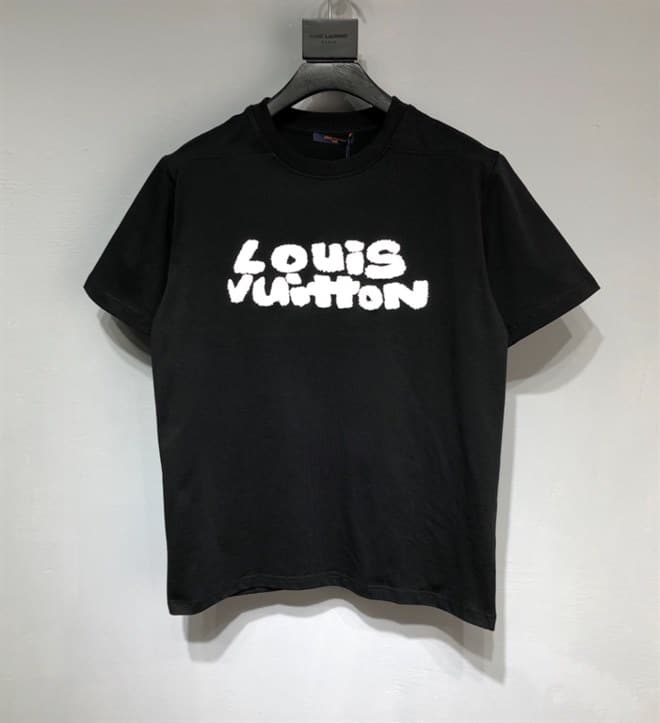 l0*is V*t0n t-shirt - lv19