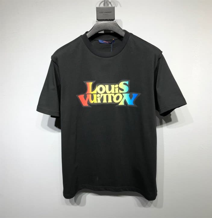 l0*is V*t0n t-shirt - lv24