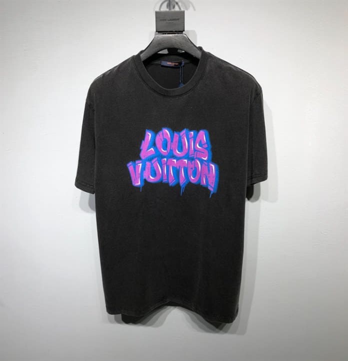 l0*is V*t0n t-shirt - lv30