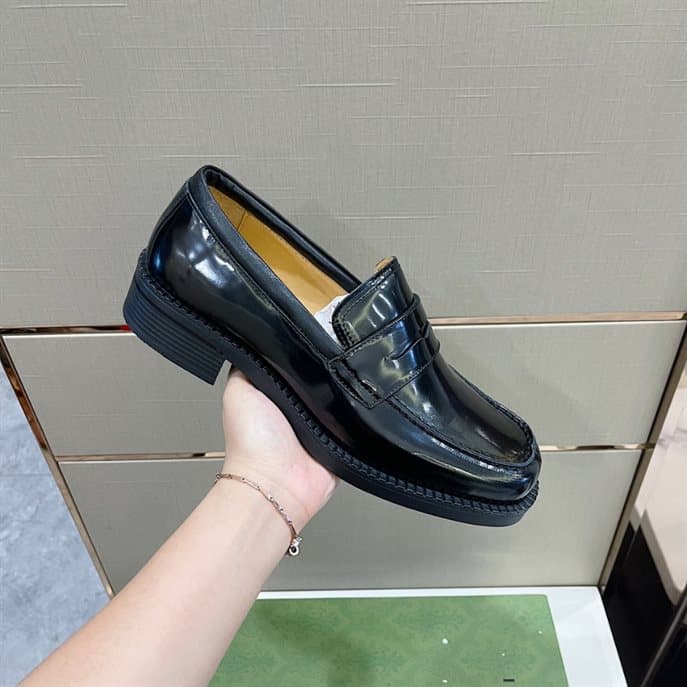 G*u*i loafers - ldg019