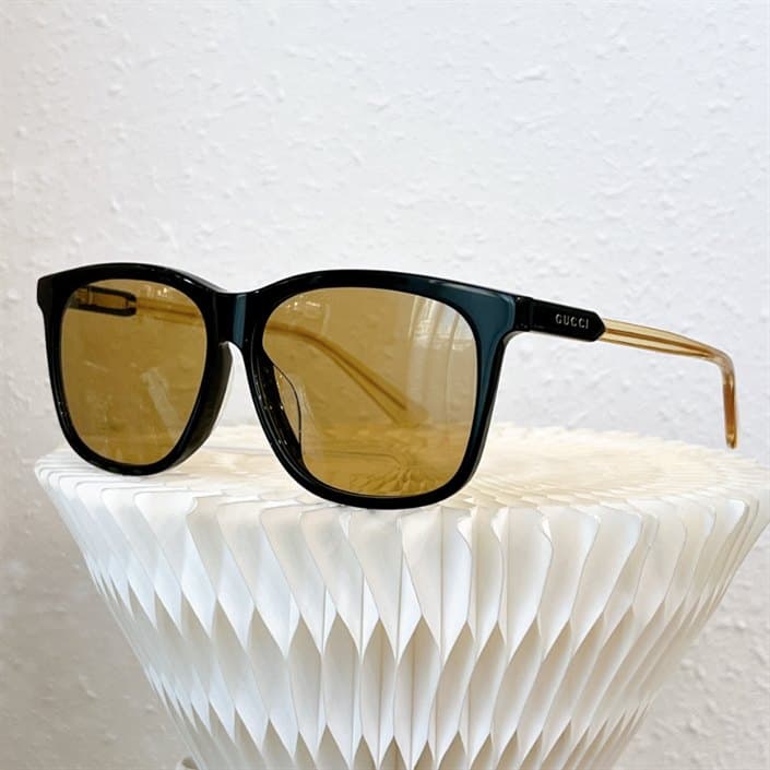 G*u*i sunglasses - gst05