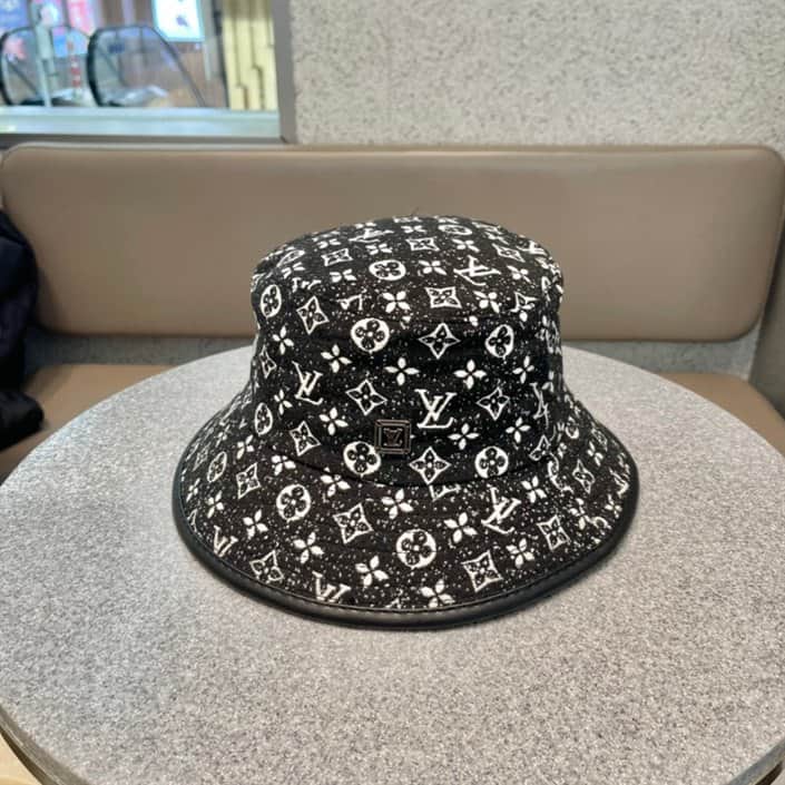 l0*is V*t0n bucket hat - lhc20