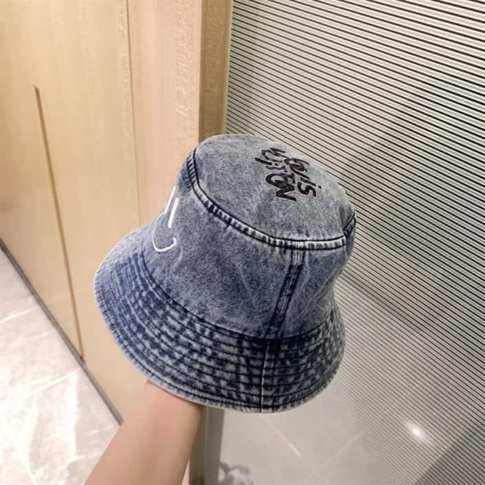 l0*is V*t0n bucket hat - lhc23