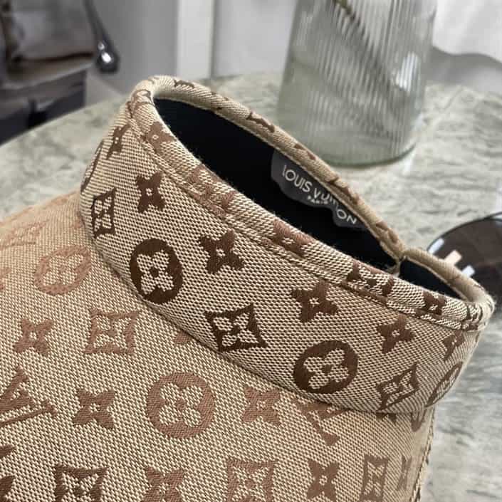 l0*is V*t0n visor - lhc09