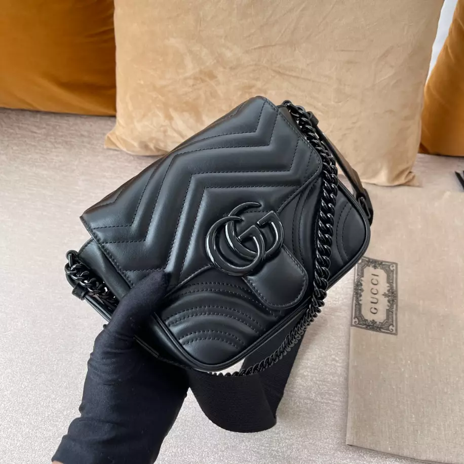 GG MARMONT MATELASSÉ SHOULDER BAG - GBC109