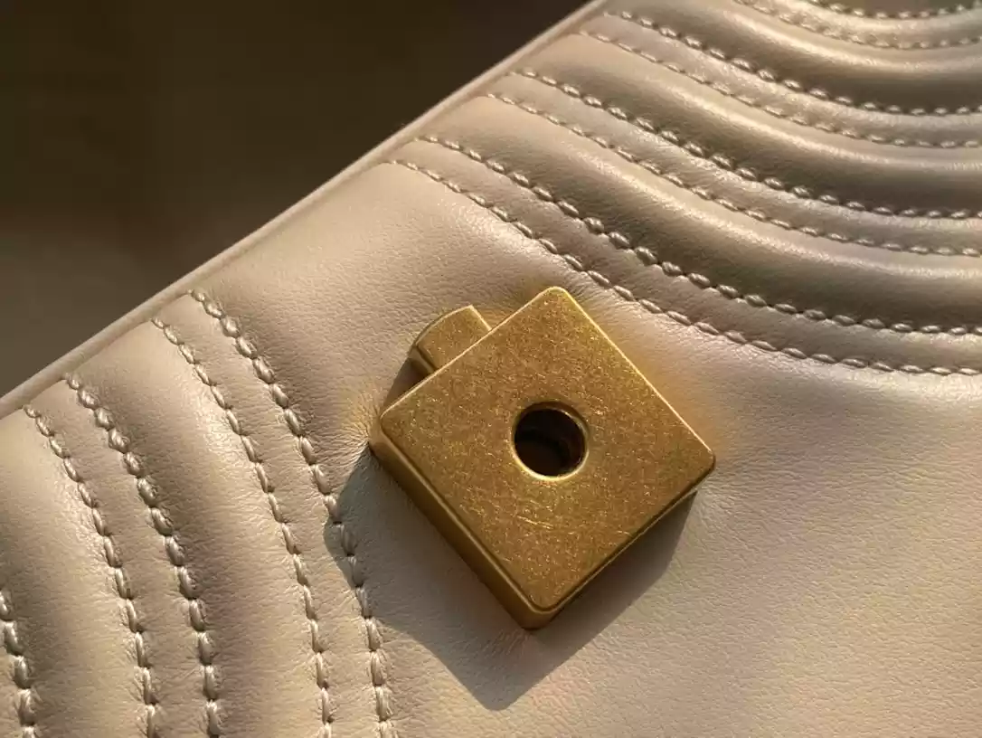 GG MARMONT MINI TOP HANDLE BAG - GBC093