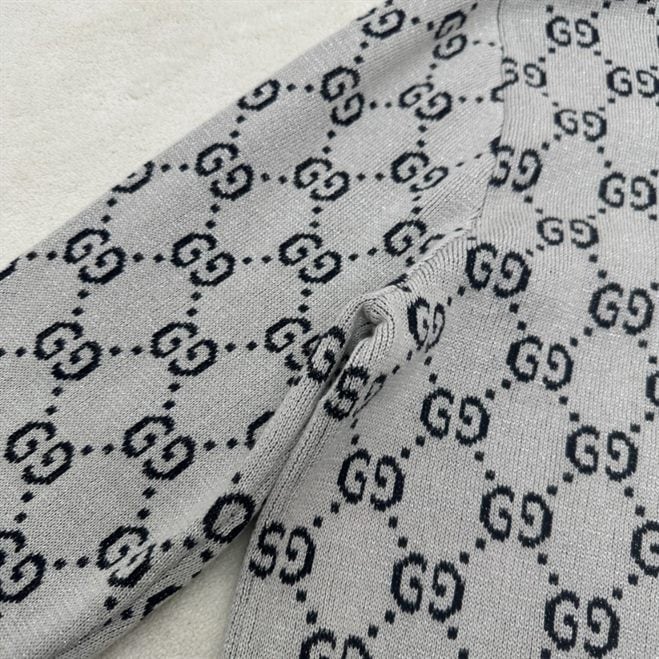 G*u*i cardigans - rjk16