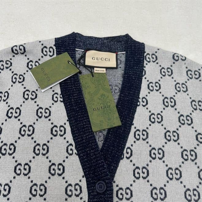 G*u*i cardigans - rjk16