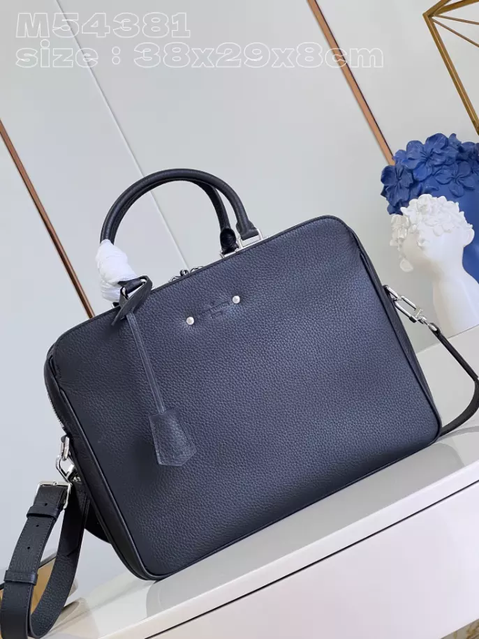 l0*is V*t0n armand briefcase - lbv395