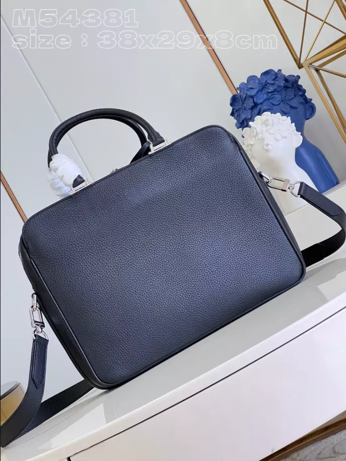 l0*is V*t0n armand briefcase - lbv395