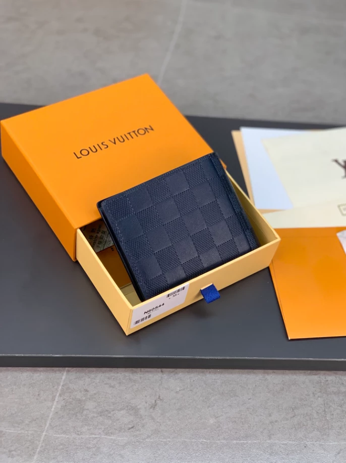 l0*is V*t0n slender wallet damier infini leather - lbv404