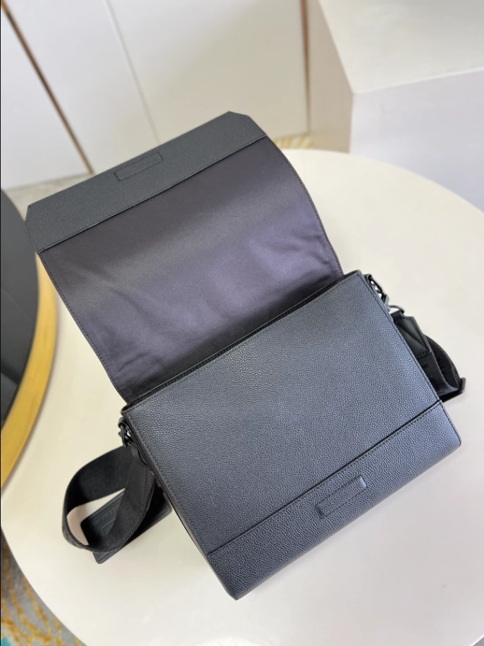 l0*is V*t0n takeoff messenger - lbv411