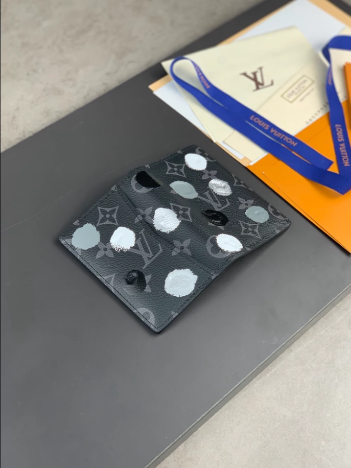 LV X YK POCKET ORGANIZER - LBV400