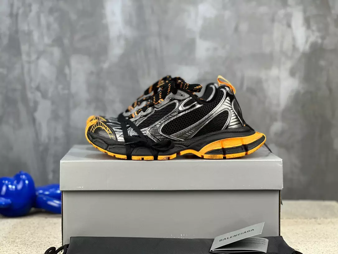 Ba*len*cia*ga men's 3xl trainers - bb234