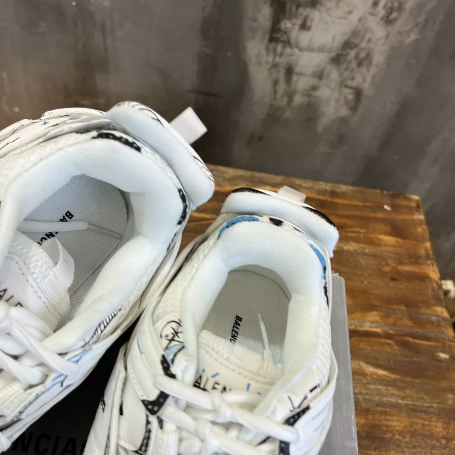 Ba*len*cia*ga track sneaker - bb251