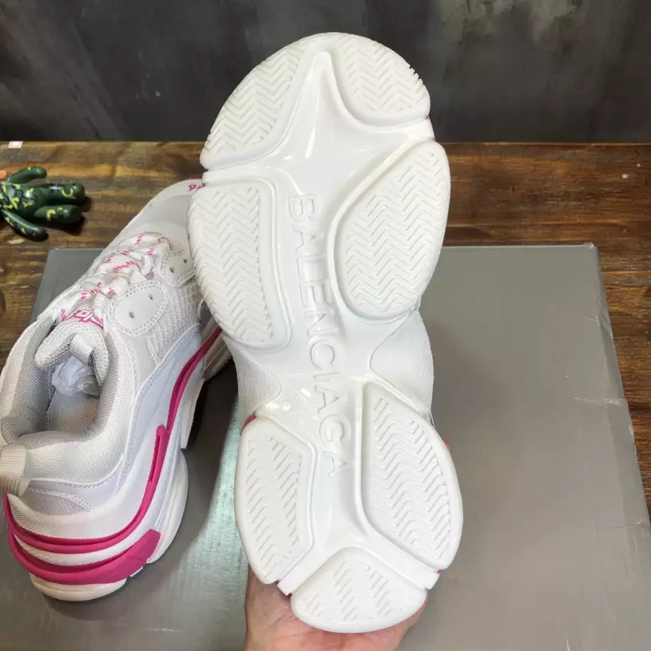 Ba*len*cia*ga triple s sneaker - bb261