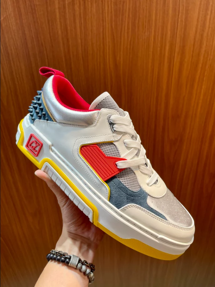 Ch**an louboutin astroloubi sneaker - cl175