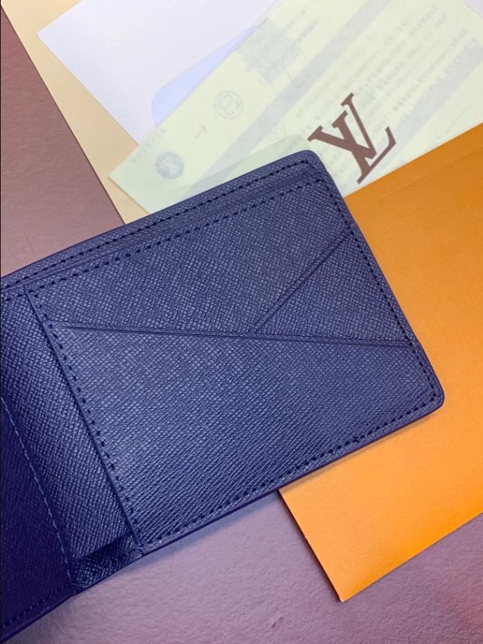 LV MULTIPLE WALLET- RRG082
