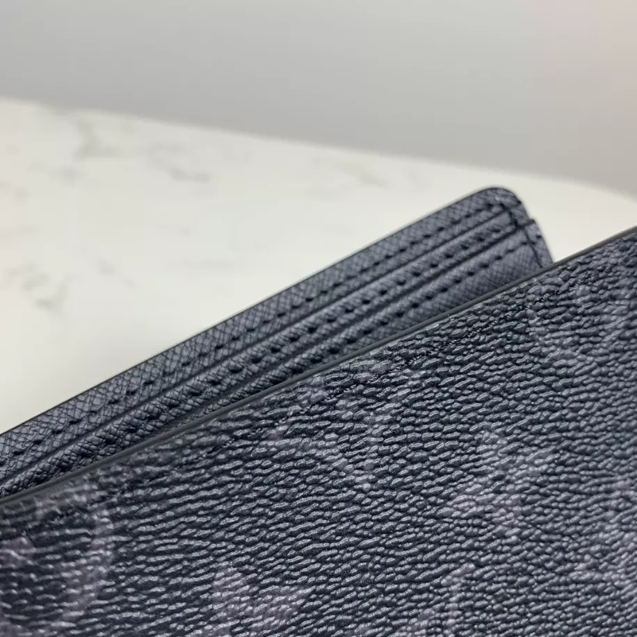 LV MULTIPLE WALLET- RRG086