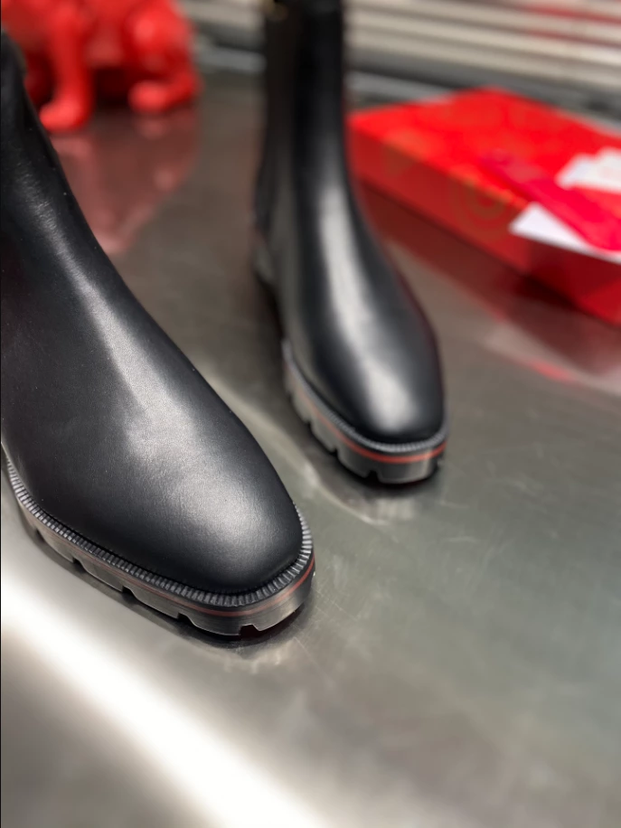 Ch**an louboutin high-top sneaker - cl181