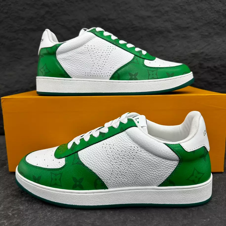 LV RIVOLI SNEAKER
