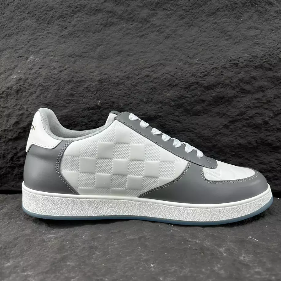 LV RIVOLI SNEAKER