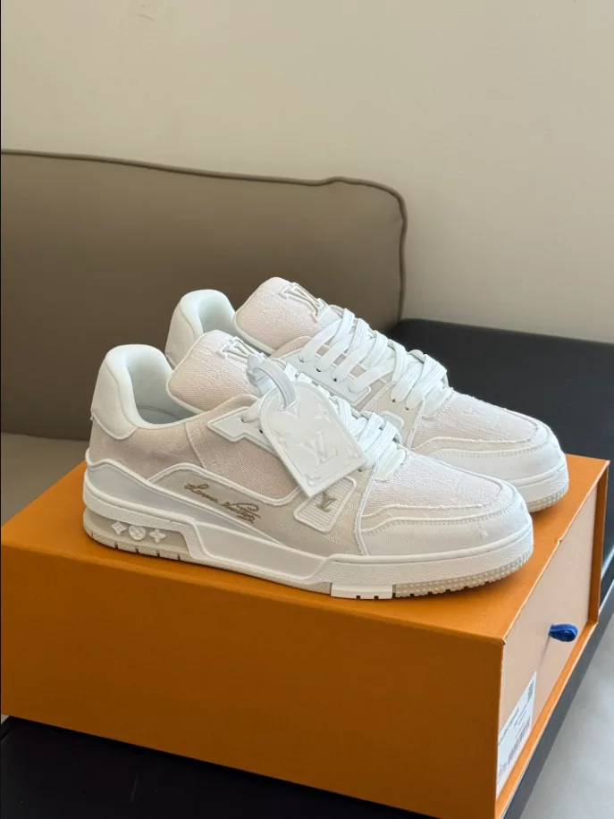 LV Trainer Sneaker