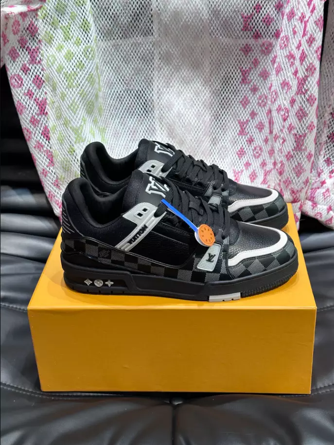 LV Trainer Sneaker