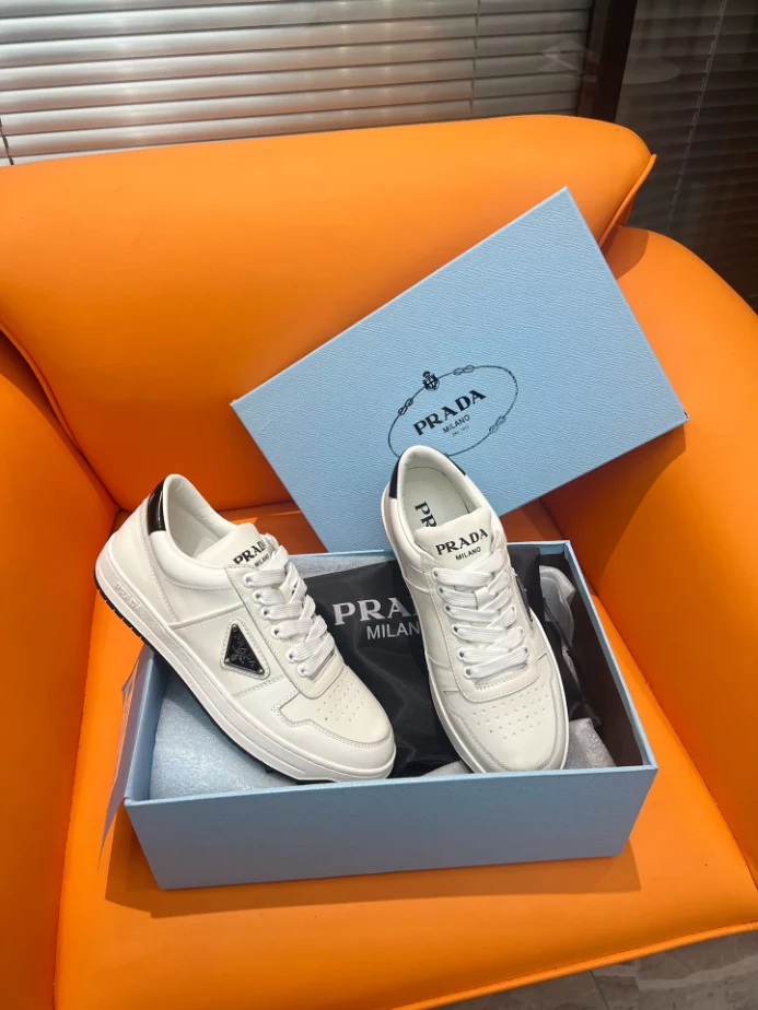 Pra*a downtown leather sneakers in white - prd010