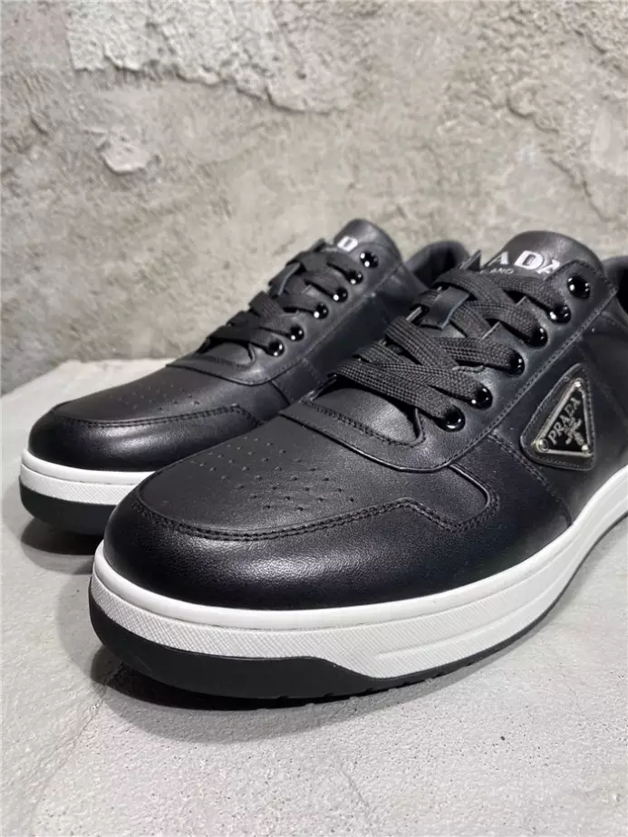 Pra*a downtown leather sneakers - prd037