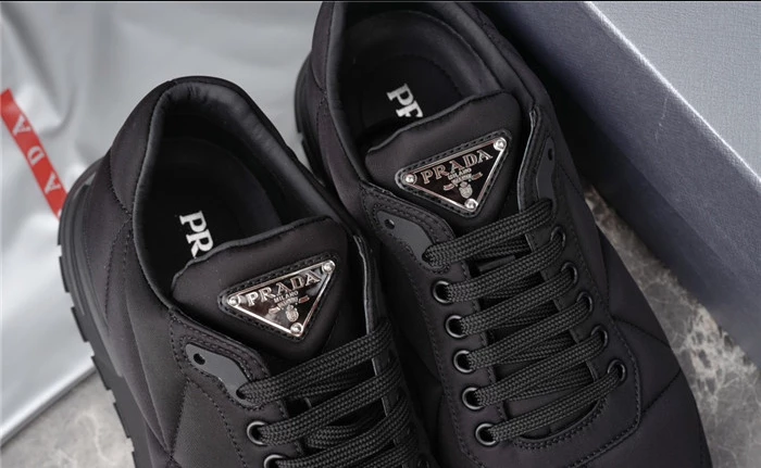 Pra*a quilted nylon sneakers - prd041