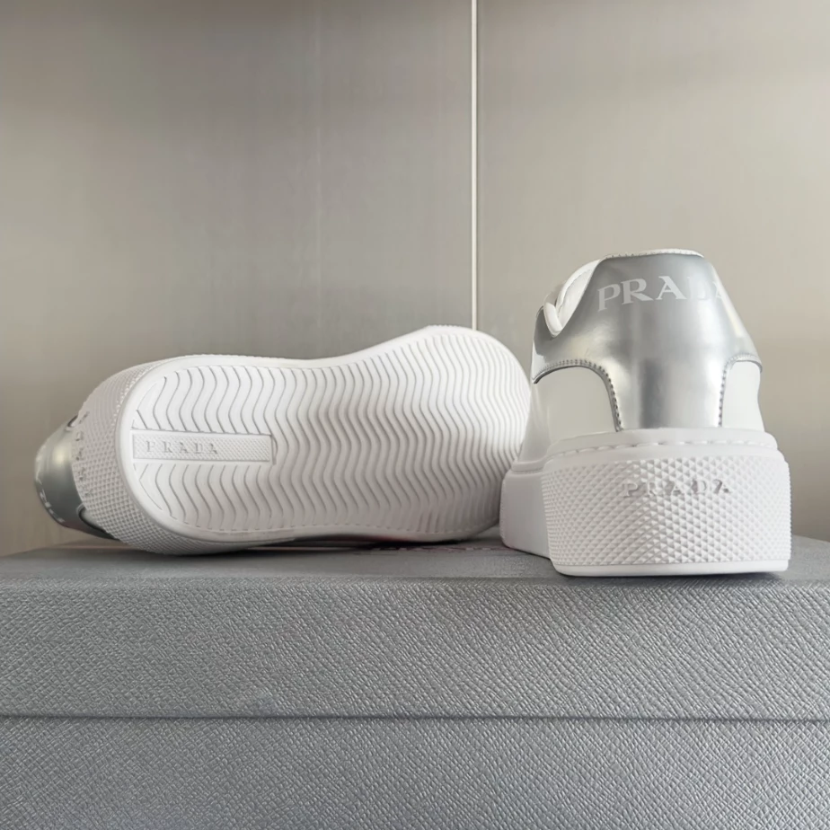 Pra*a leather low-top sneakers - prd062