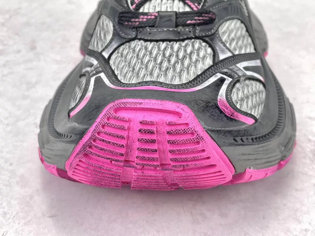 Ba*len*cia*ga women's 10xl sneaker in grey/pink/black - bb275