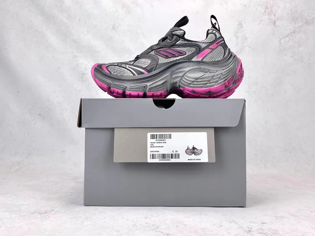 Ba*len*cia*ga women's 10xl sneaker in grey/pink/black - bb275