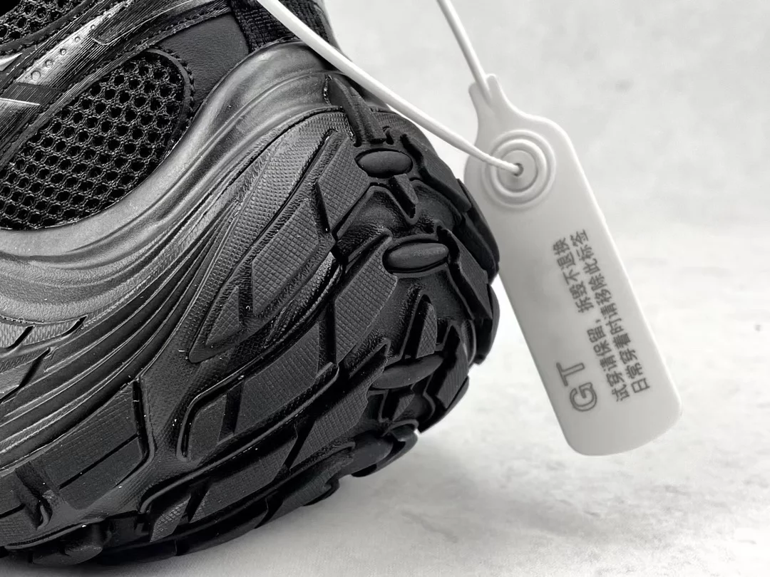 Ba*len*cia*ga men's 10xl sneaker in black - bb274