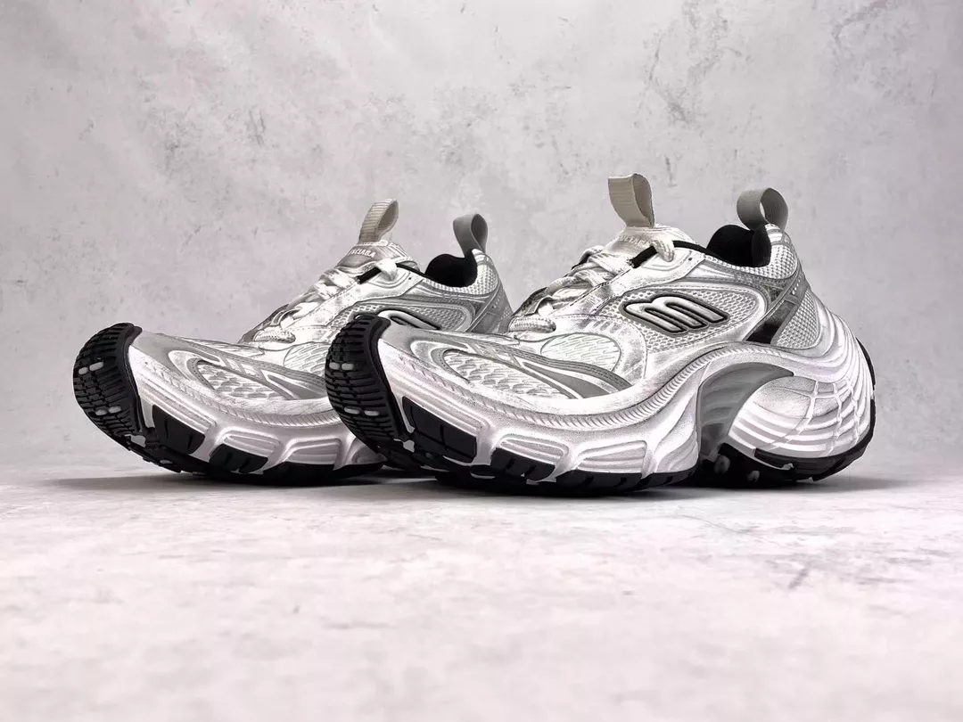 Ba*len*cia*ga men's 10xl sneaker in white/black/gris - bb273