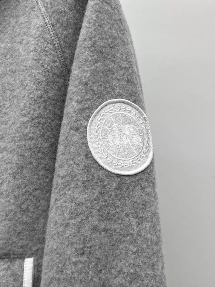 Can*a Go*e chilliwack bomber kind fleece humanature