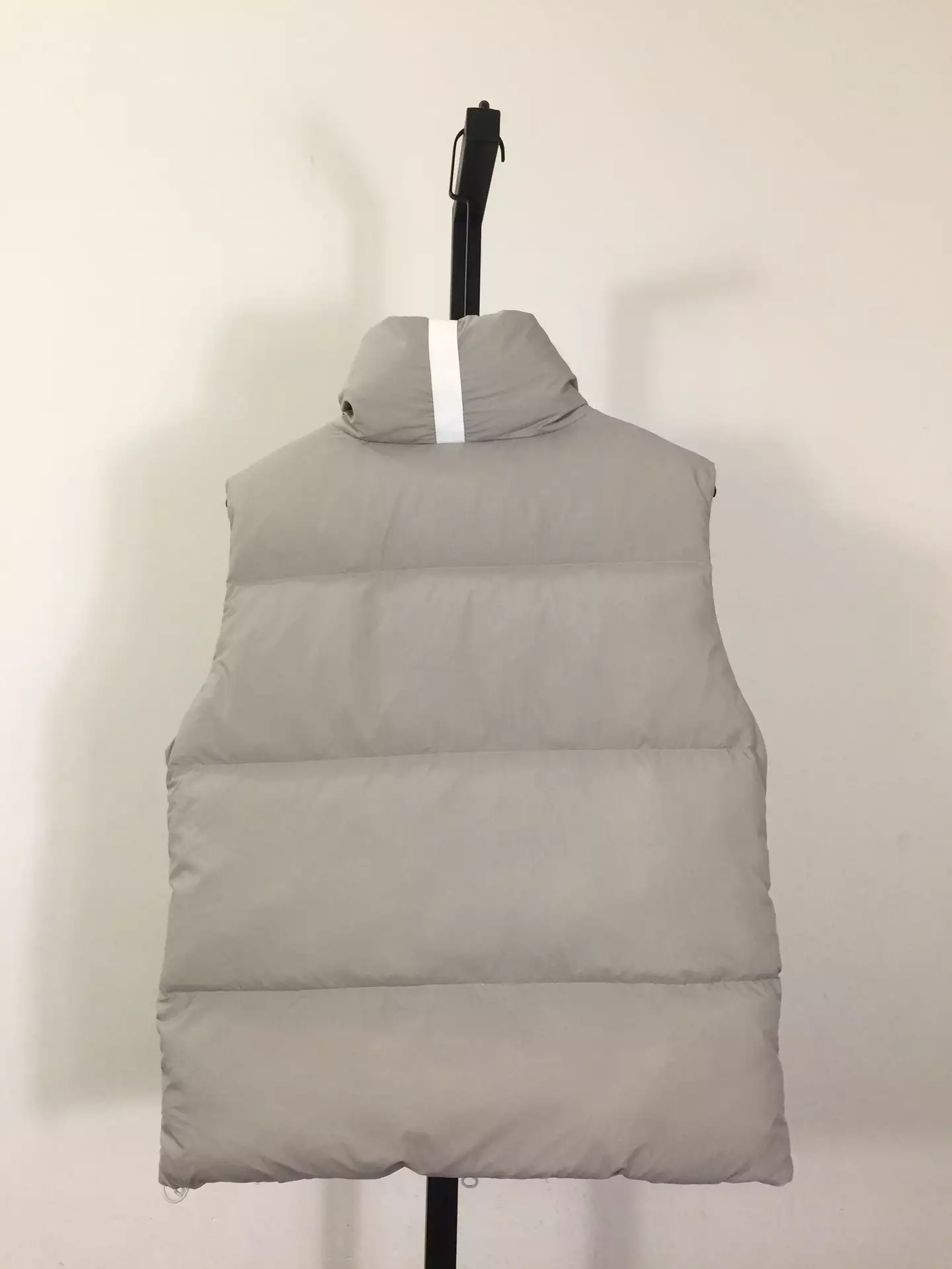 Can*a Go*e everett vest pastels - repgod.org