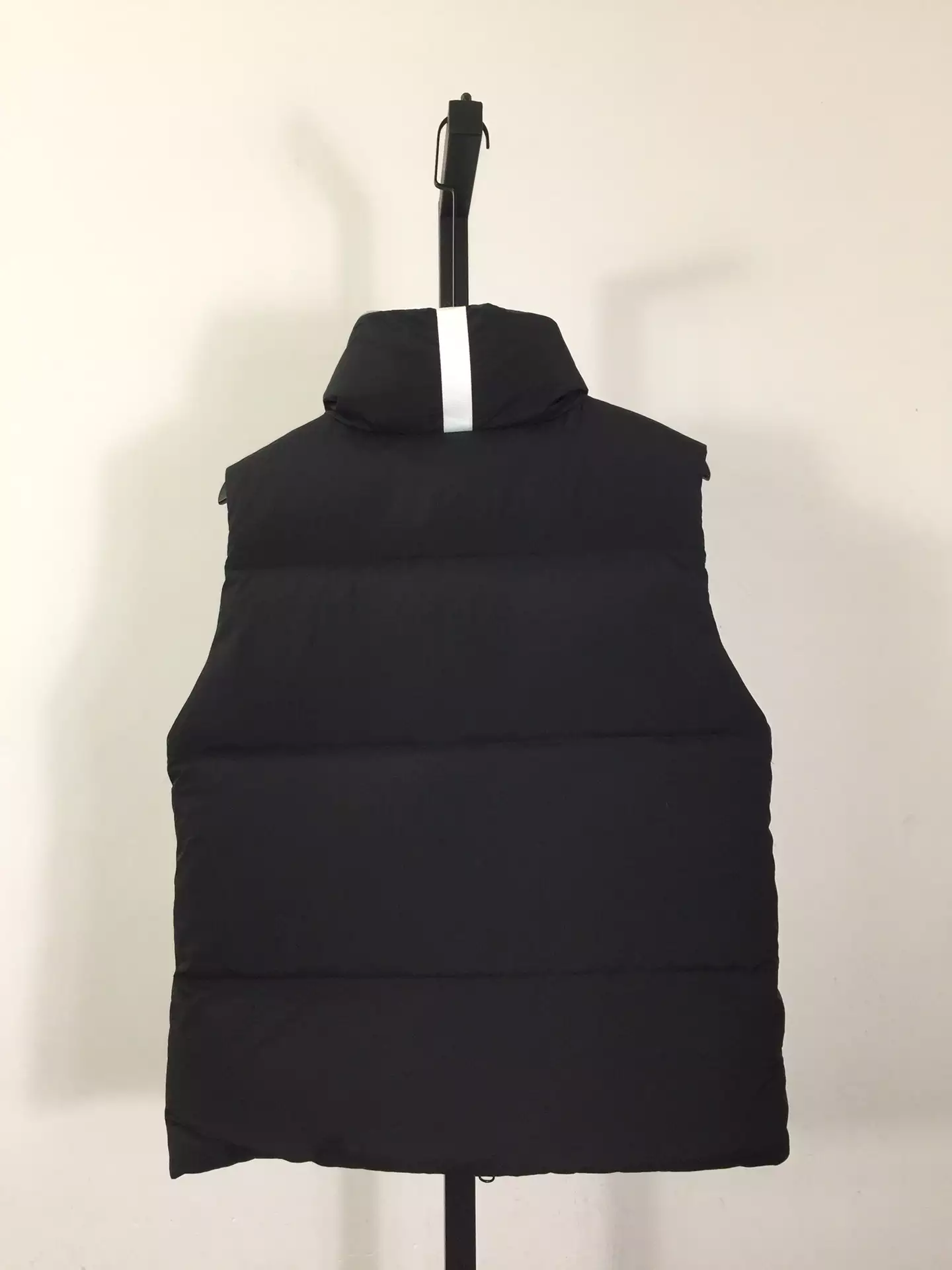 Can*a Go*e everett vest pastels - repgod.org