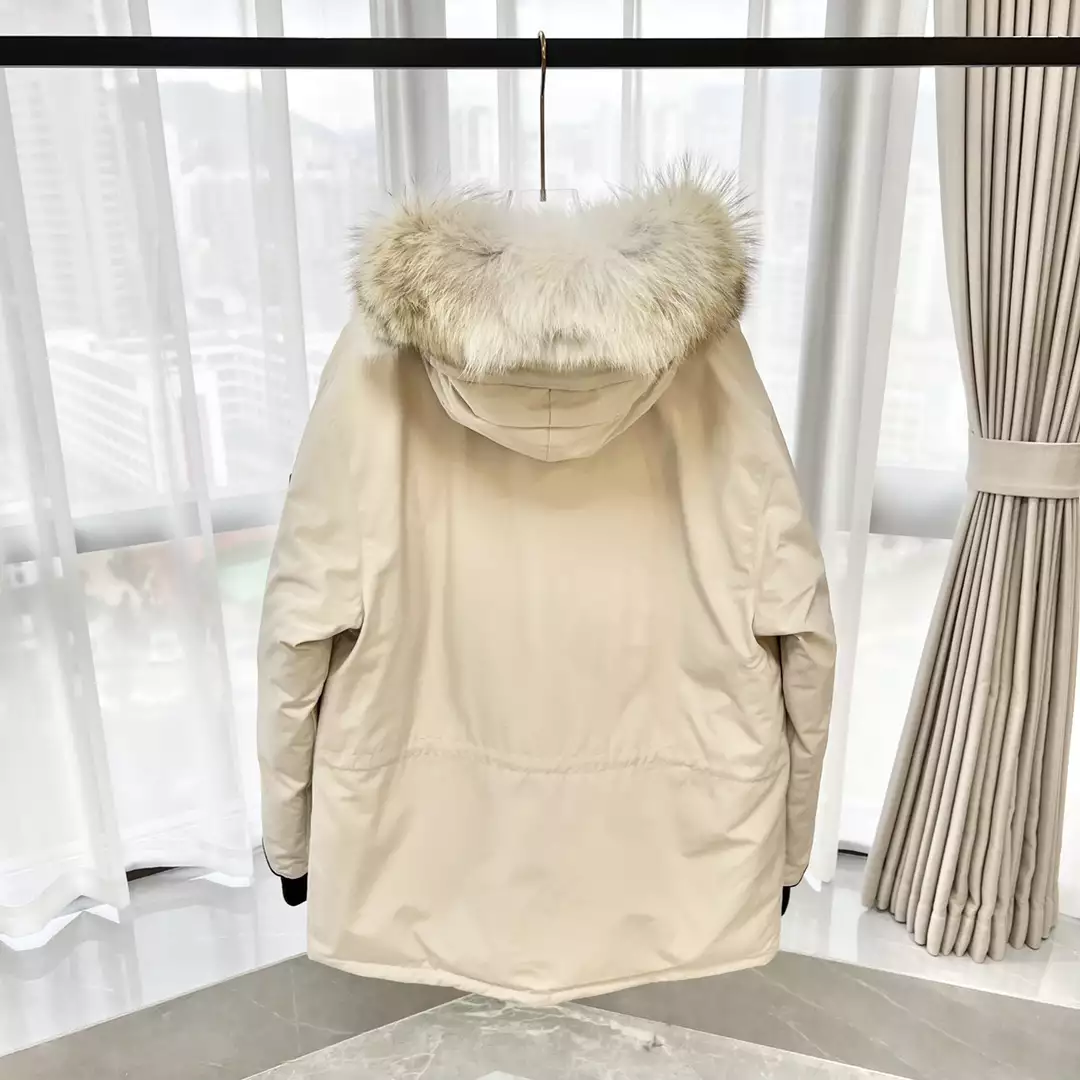 Can*a Go*e expedition parka - repgod.org