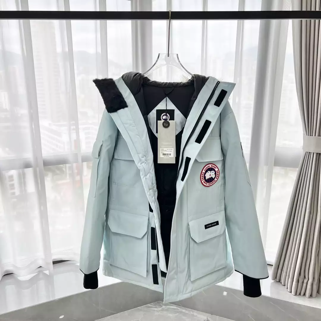 Can*a Go*e expedition parka - repgod.org