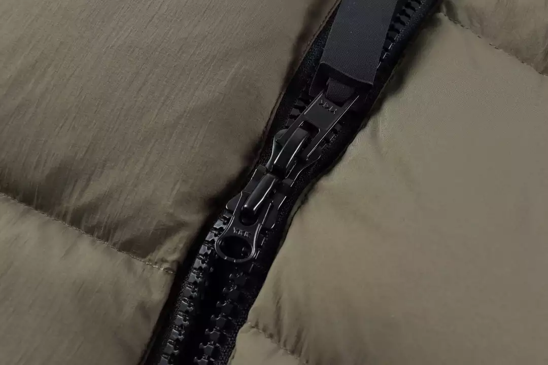 Can*a Go*e parka - repgod.org