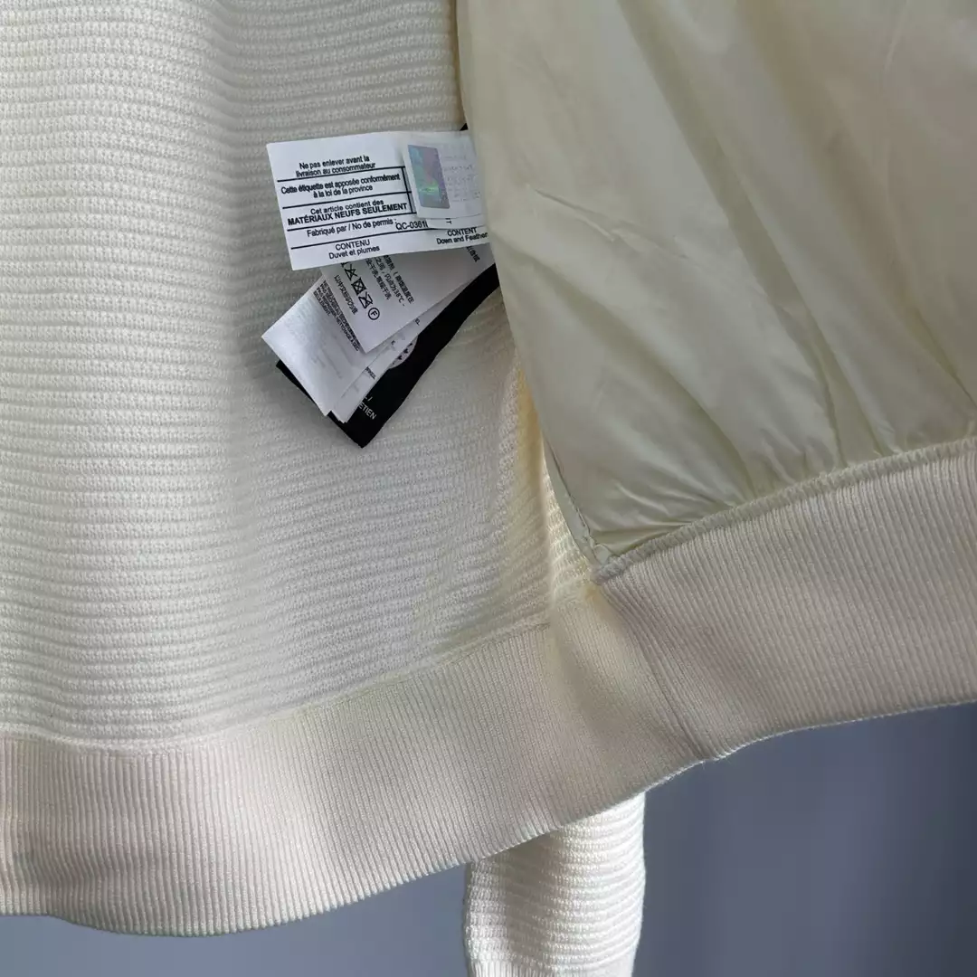 Can*a Go*e women's hybridge quilted knit hoody