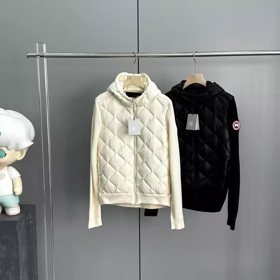 Can*a Go*e women's hybridge quilted knit hoody