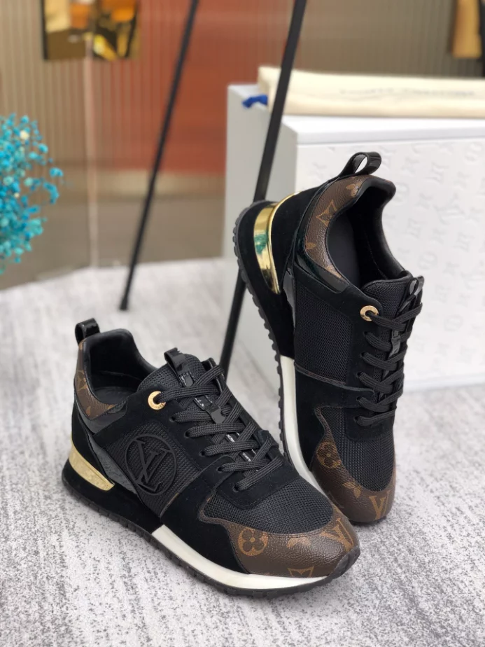 LV RUN AWAY SNEAKER